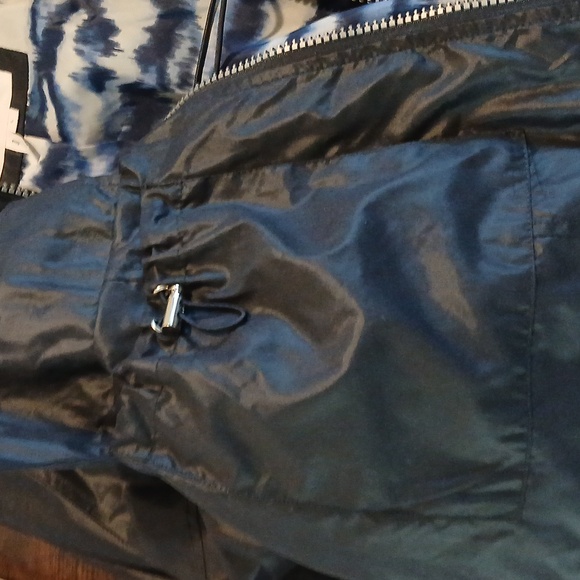 BCBG generation rain coat - Picture 8 of 8